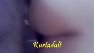 여자가 애무 그녀의 친구의 항문을 가진 그녀의 더러운 섹스 혀 때 사람이 꺼내서 닭