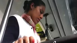 샬루니쉬 미녀 포르노